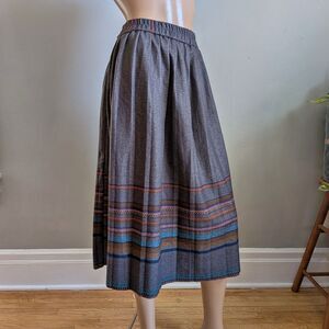 Vintage 1990s Gray Pleated Skirt Midi Striped Librarian Office Size Small